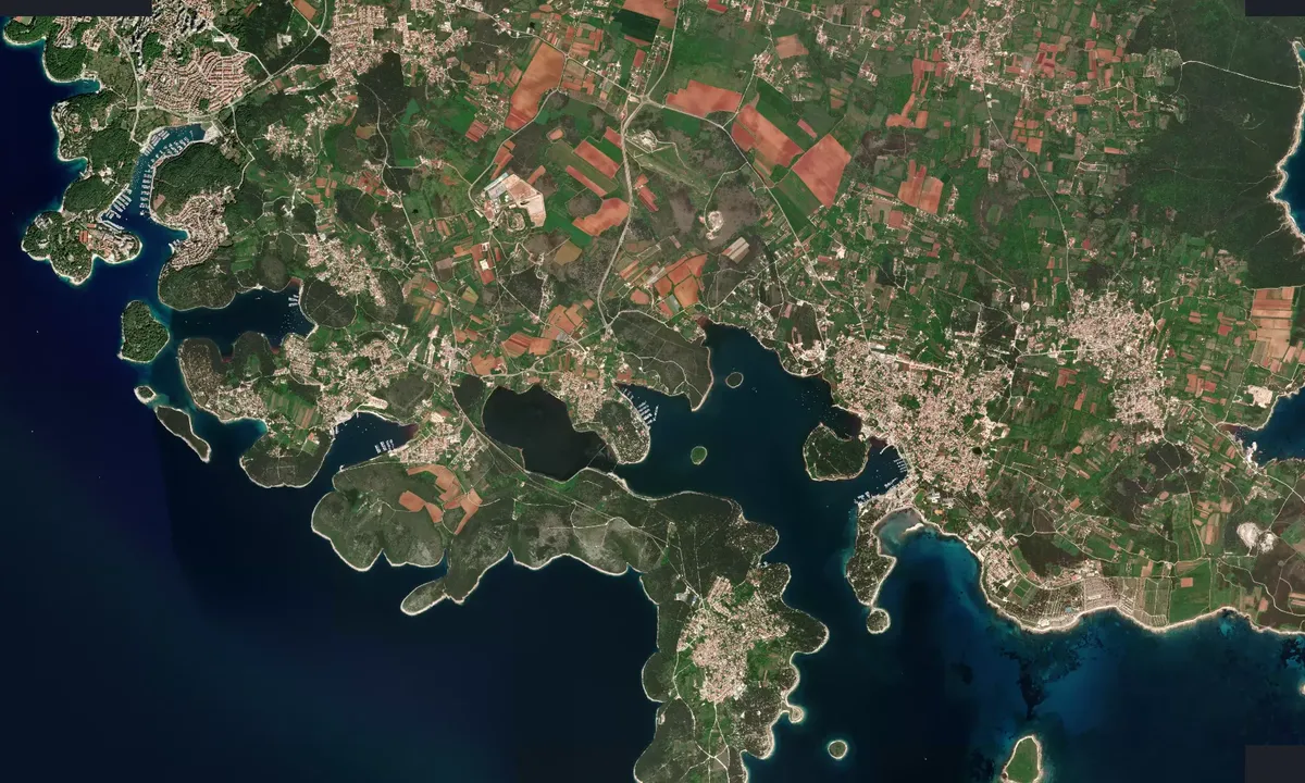 Flyfoto av ACI Marina Pomer - Medulin