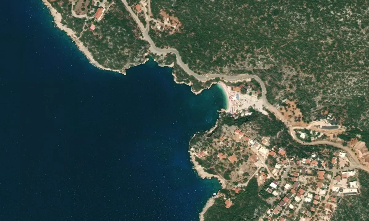 Flyfoto av Ada Beach