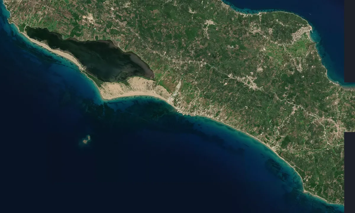 Flyfoto av Agios Georgios Marina