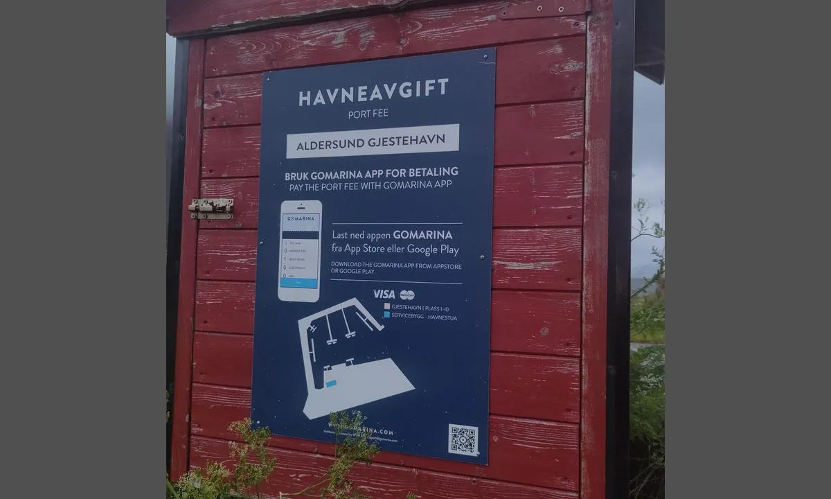 Aldersund Havn: {"base": "en", "no": "GoMarina Info", "se": "GoMarina Info", "en": "GoMarina Info", "da": "GoMarina Info", "fr": "Informations GoMarina", "de": "GoMarina Info", "es": "Info GoMarina", "it": "Informazioni GoMarina", "pt": "Informa\u00e7\u00f5es GoMarina", "nl": "GoMarina Info", "pl": "Informacje GoMarina", "uk": "\u0406\u043d\u0444\u043e\u0440\u043c\u0430\u0446\u0456\u044f GoMarina", "ro": "Informa\u021bii GoMarina", "tr": "GoMarina Bilgileri", "el": "\u03a0\u03bb\u03b7\u03c1\u03bf\u03c6\u03bf\u03c1\u03af\u03b5\u03c2 GoMarina", "cs": "GoMarina Info", "hu": "GoMarina Inform\u00e1ci\u00f3", "fi": "GoMarina Info", "bg": "\u0418\u043d\u0444\u043e\u0440\u043c\u0430\u0446\u0438\u044f \u043d\u0430 GoMarina", "sr": "GoMarina \u0418\u043d\u0444\u043e", "et": "GoMarina Info", "lv": "GoMarina Info", "lt": "GoMarina Informacija"}
