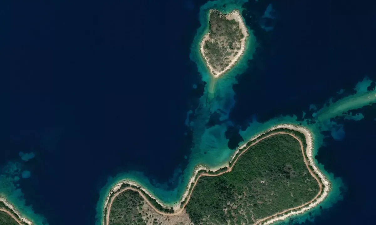 Flyfoto av Alfonisi Island