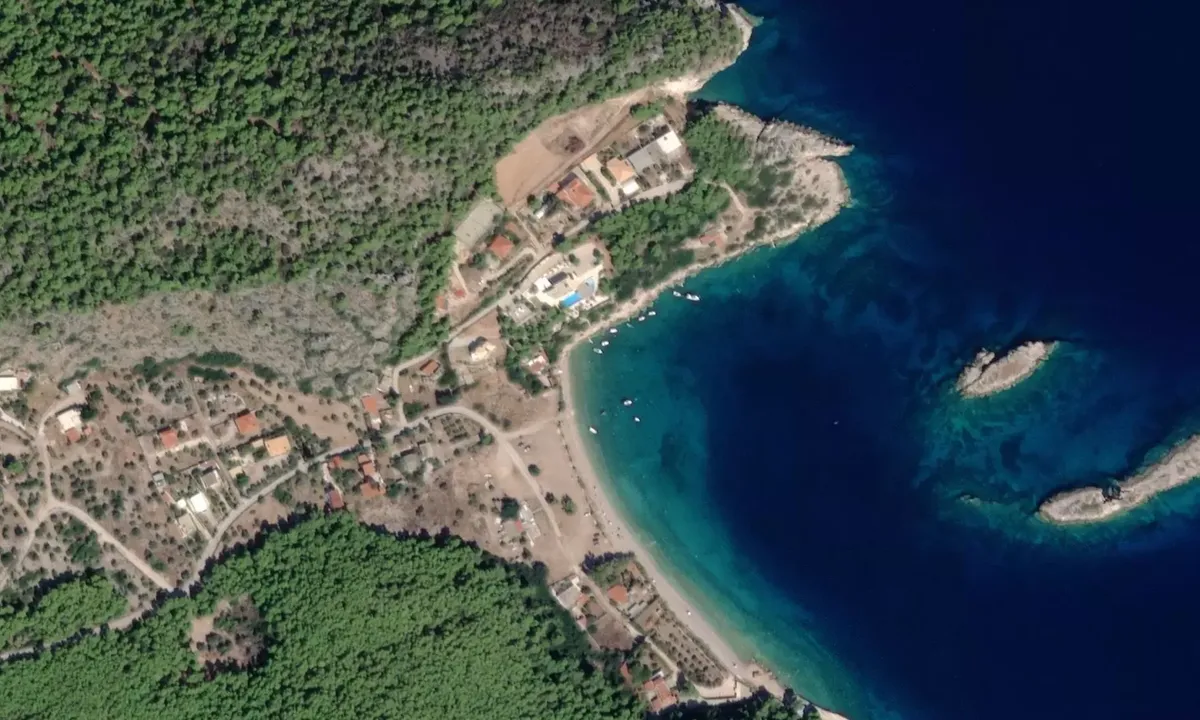 Satelite image of Alkyonides Beach