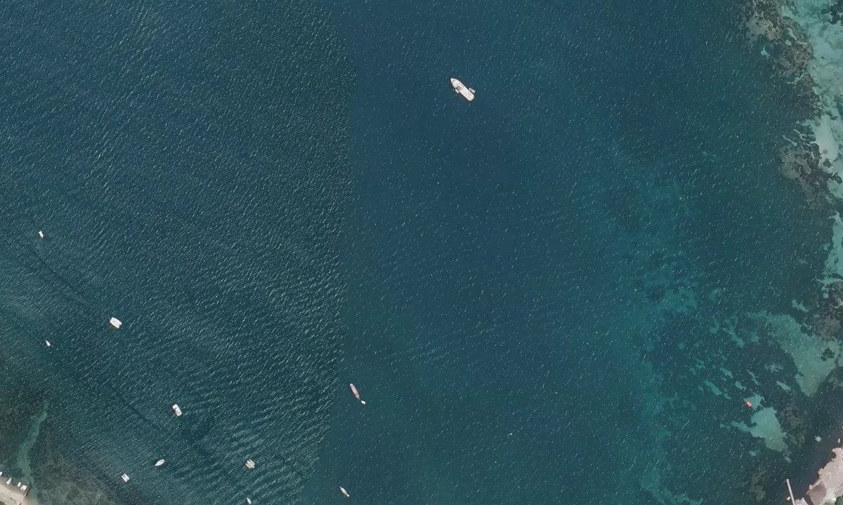 Flyfoto av Anse de Canebiers