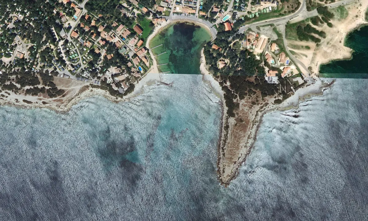 Flyfoto av Anse de Tamaris