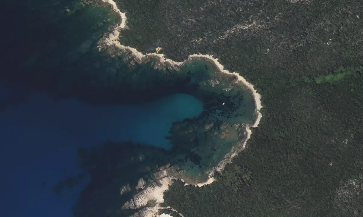 Flyfoto av Anse Rossa