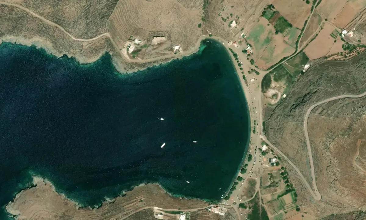 Flyfoto av Apokrisi Bay