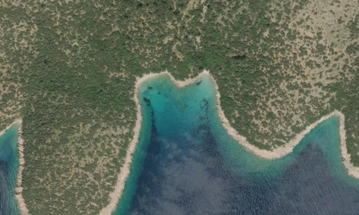 Flyfoto av Aquarius Bay