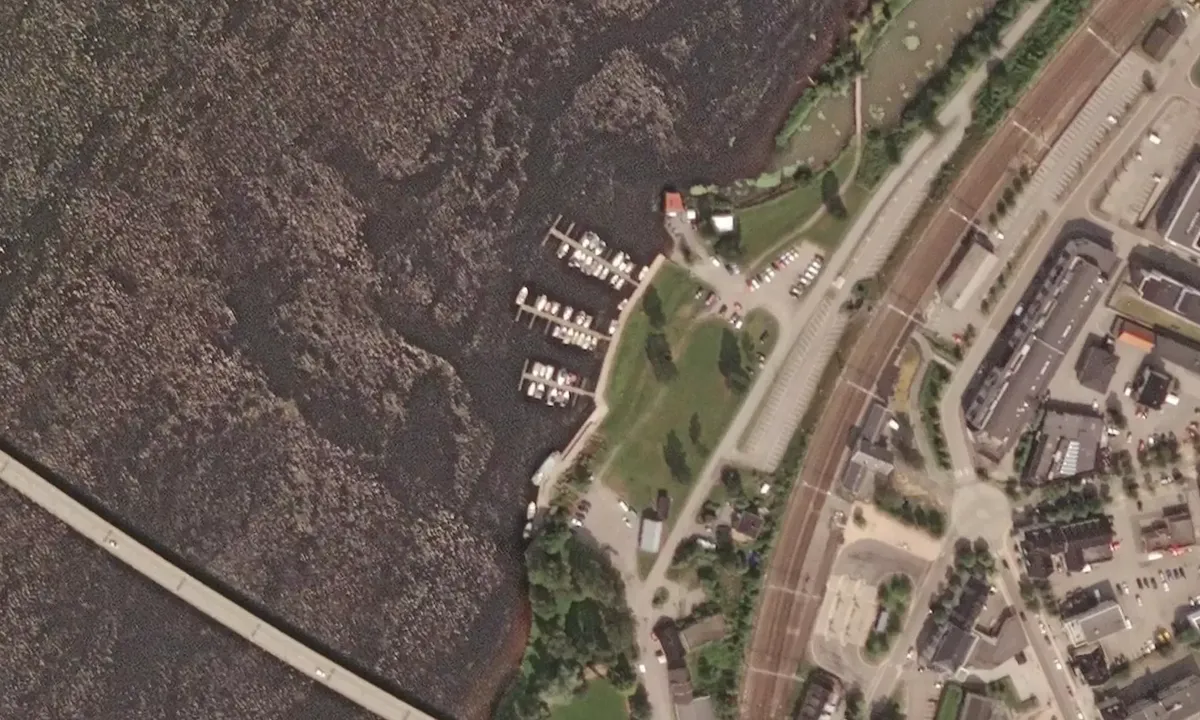 Satelite image of Årnes