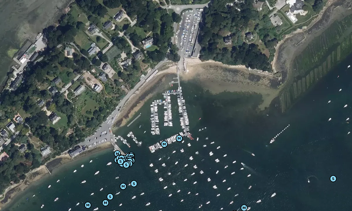 Satelite image of Arradon