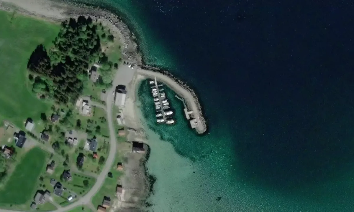 Satelite image of Austbø