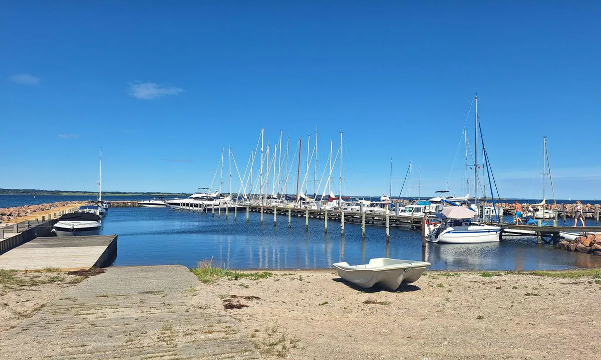 Avernakø Bådehavn