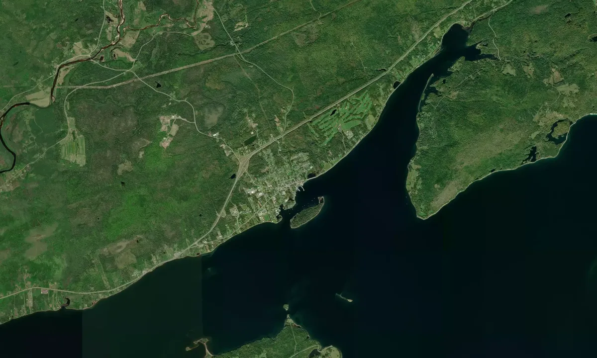 Flyfoto av Baddeck Marine