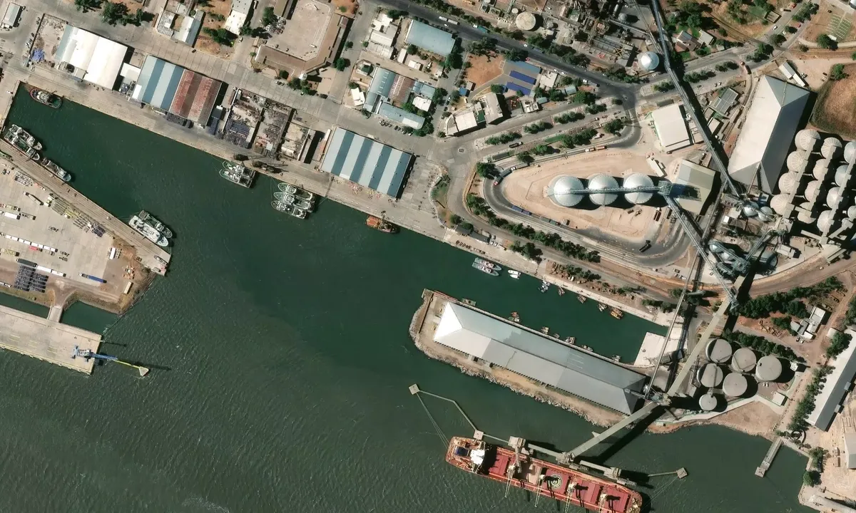 Satelite image of Bahia Blanca Port