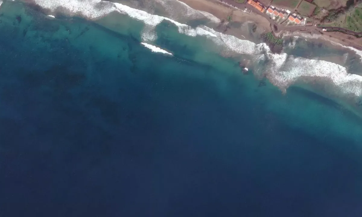 Satelite image of Baia da Praia