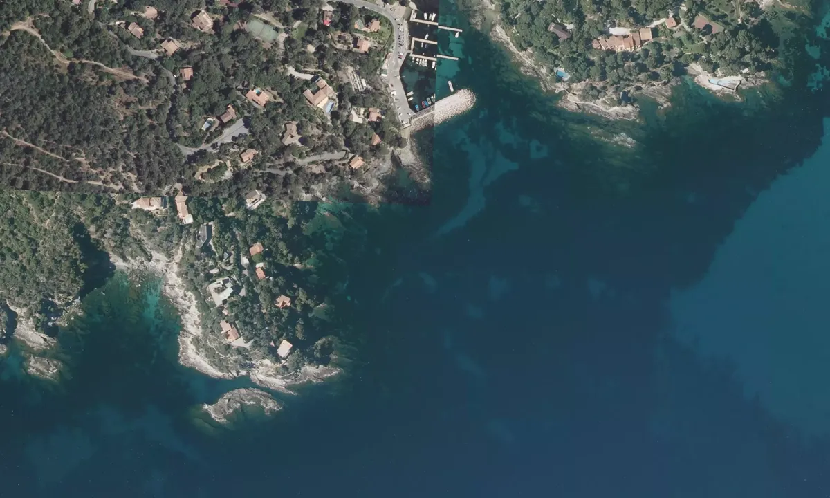 Flyfoto av Baie du Niel Ouest