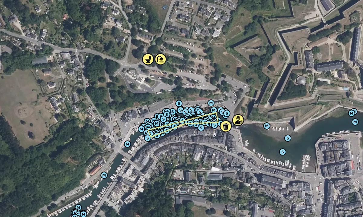 Satelite image of Bassin De La Saline Marina