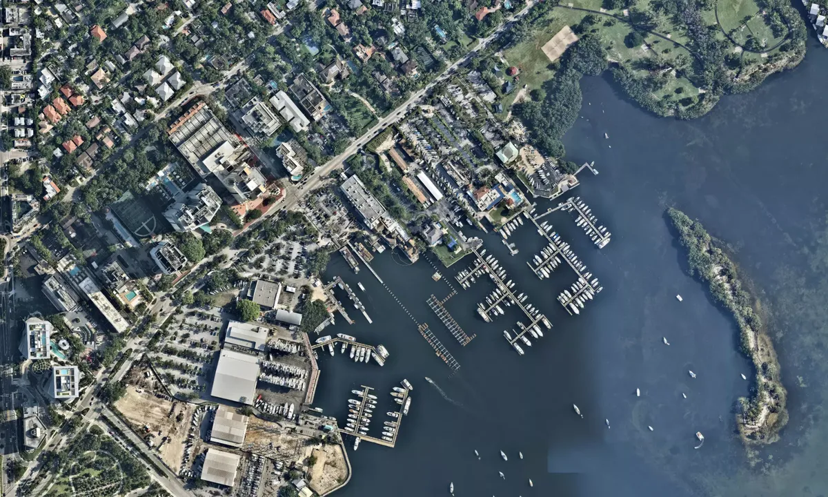Flyfoto av Bayshore Landing