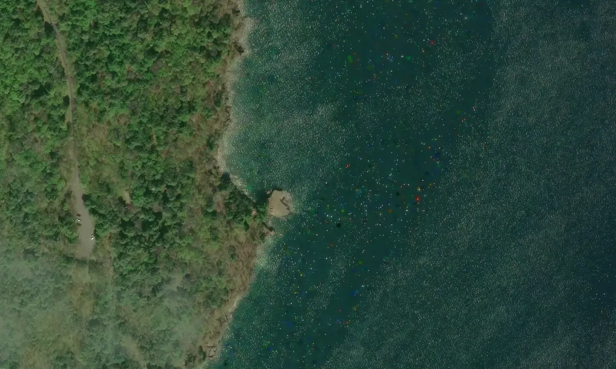 Satelite image of Big Bay Cliffs