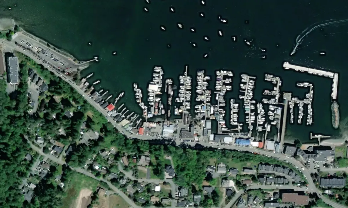 Flyfoto av Bluenose Marina