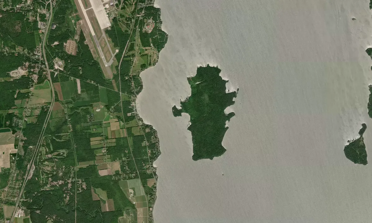 Flyfoto av Bluff Point South