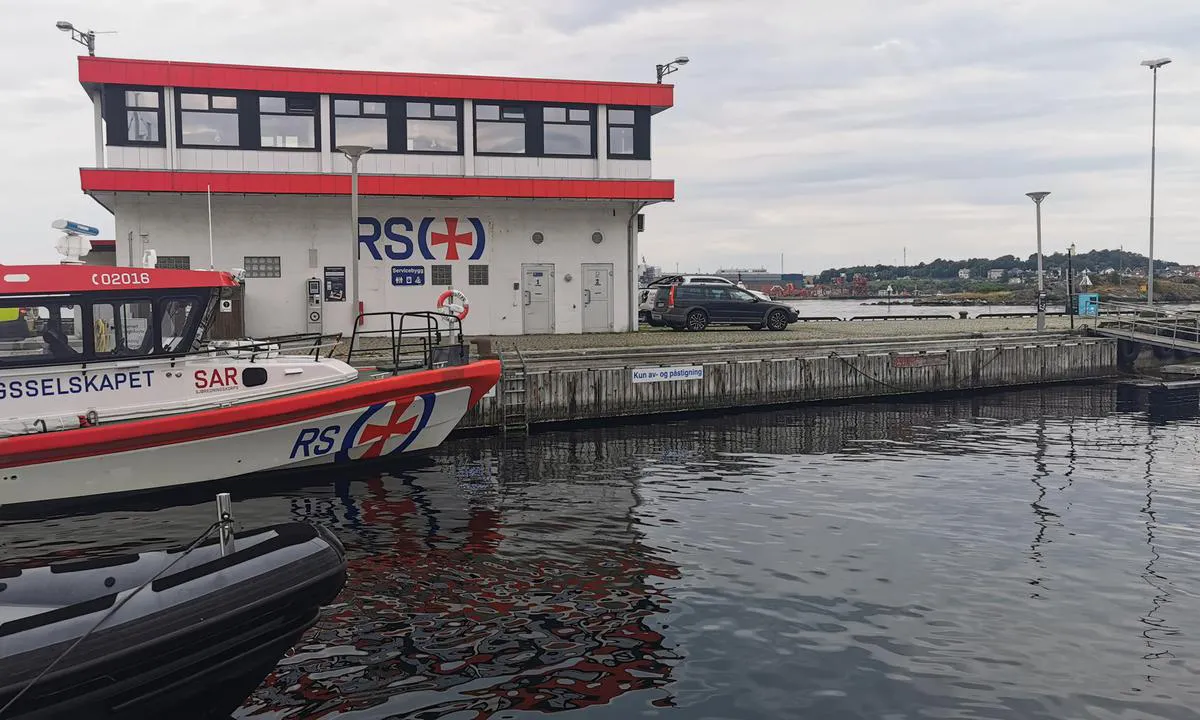 Børevigå Gjestehavn - Stavanger: Rene og pene sanitæranlegg. Vaskemaskin. Kode fås på kvittering når havneavgift betales med GoMarina app.