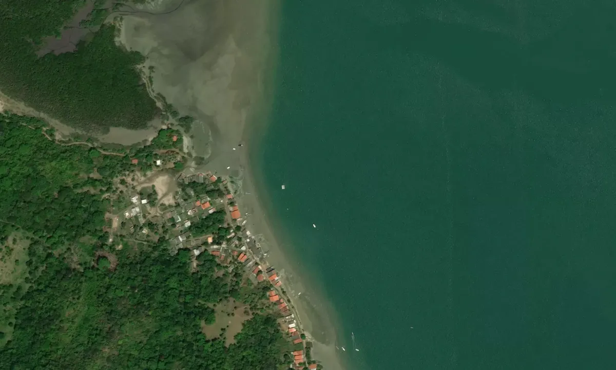 Flyfoto av Botelho