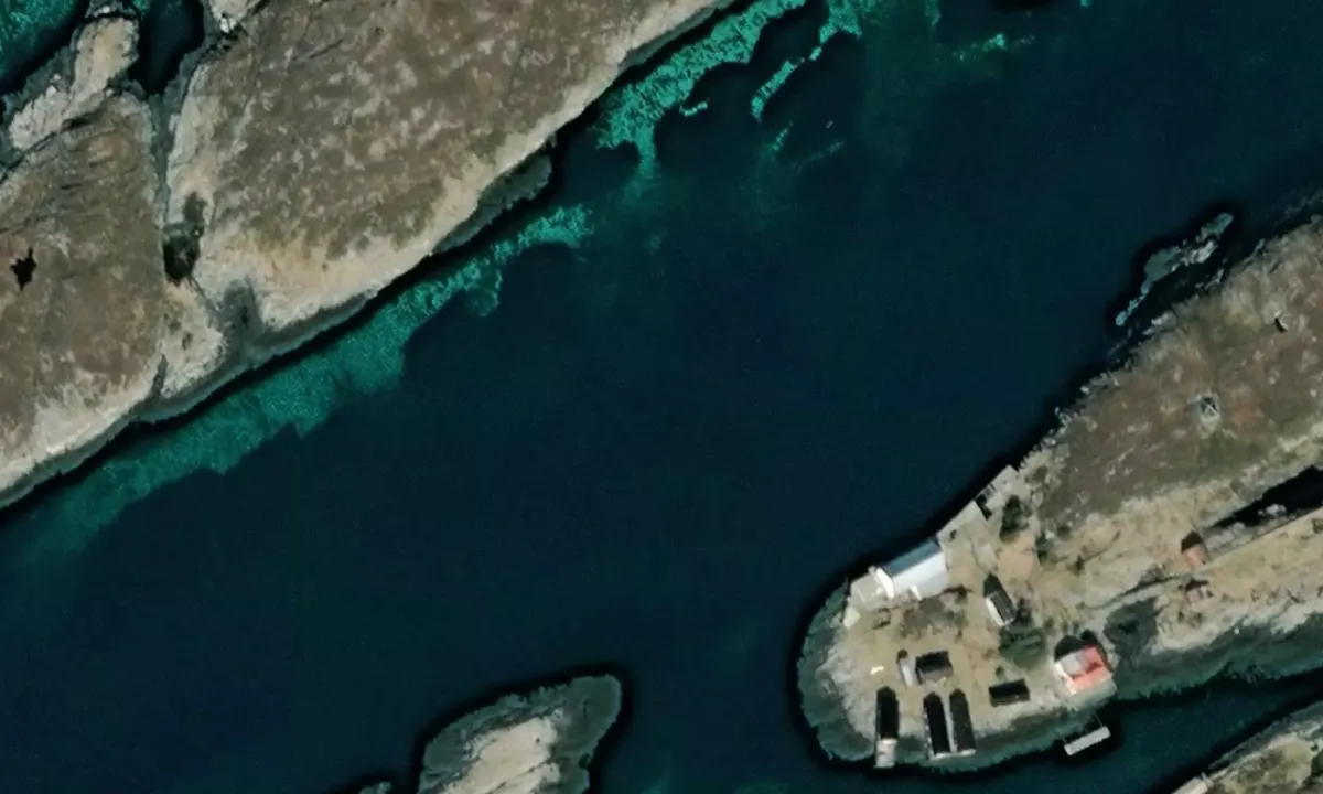 Satelite image of Brattbåtsøøya