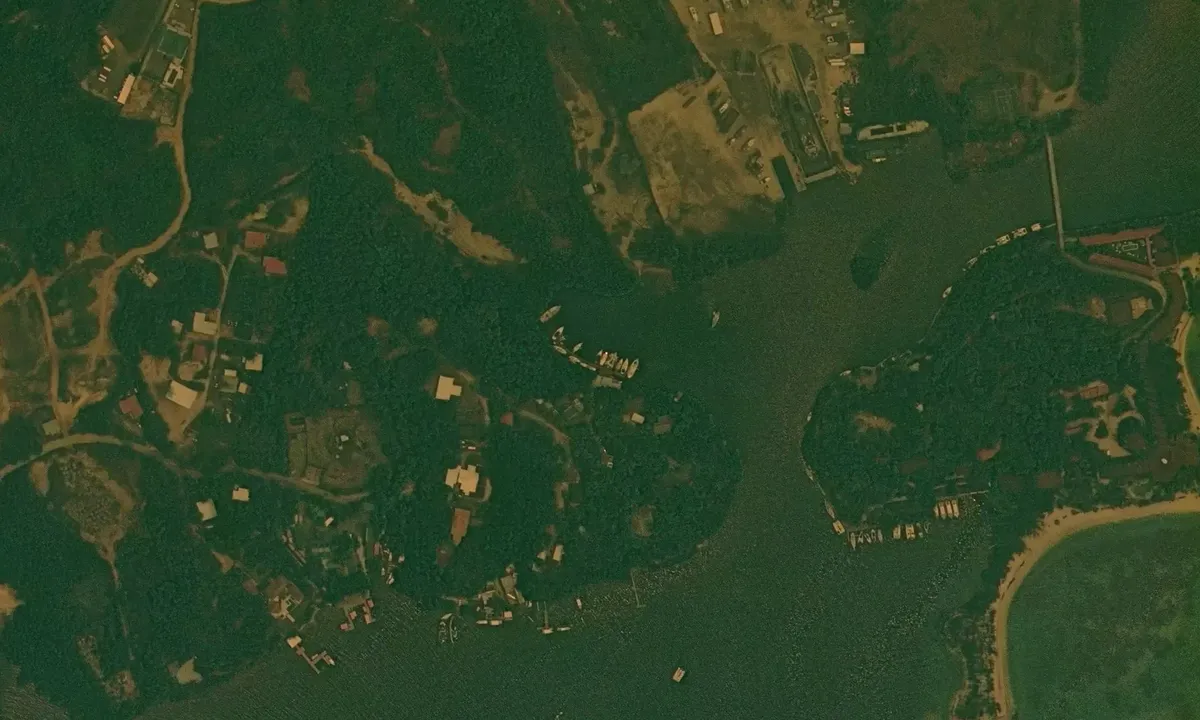 Satelite image of Brooksy Point Yacht Club