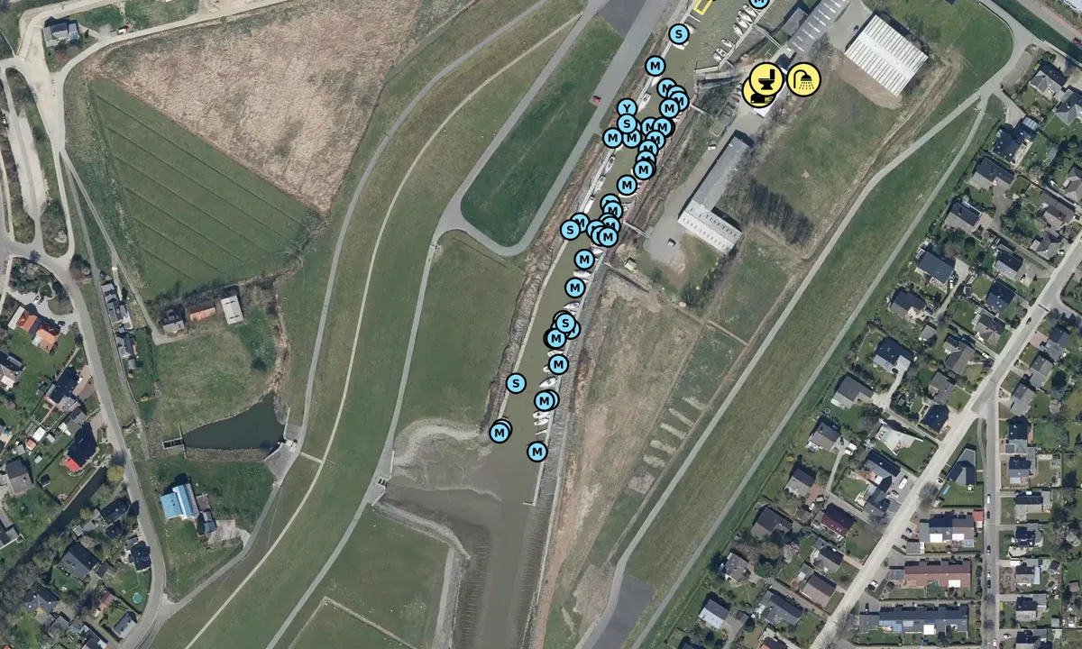 Satelite image of Brunsbüttel Alter Hafen 1