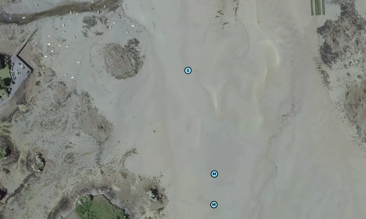 Satelite image of Bugueles