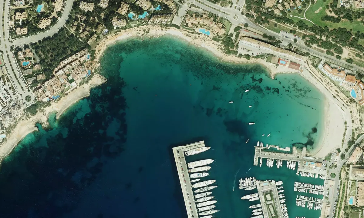Flyfoto av Cala de ses Penyes Rotges