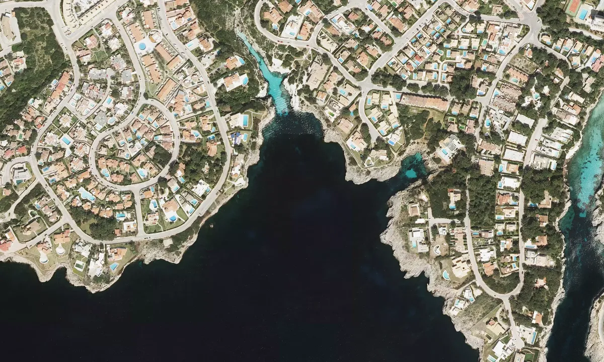 Flyfoto av Cala en Brut - Torre del Ram