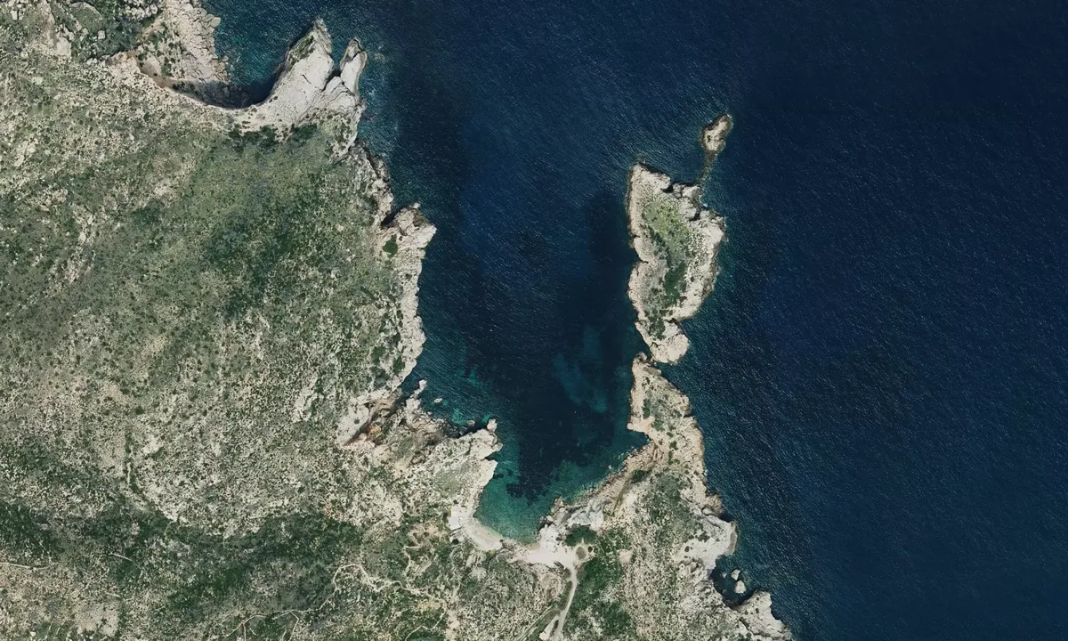 Flyfoto av Cala Nin Del Corp