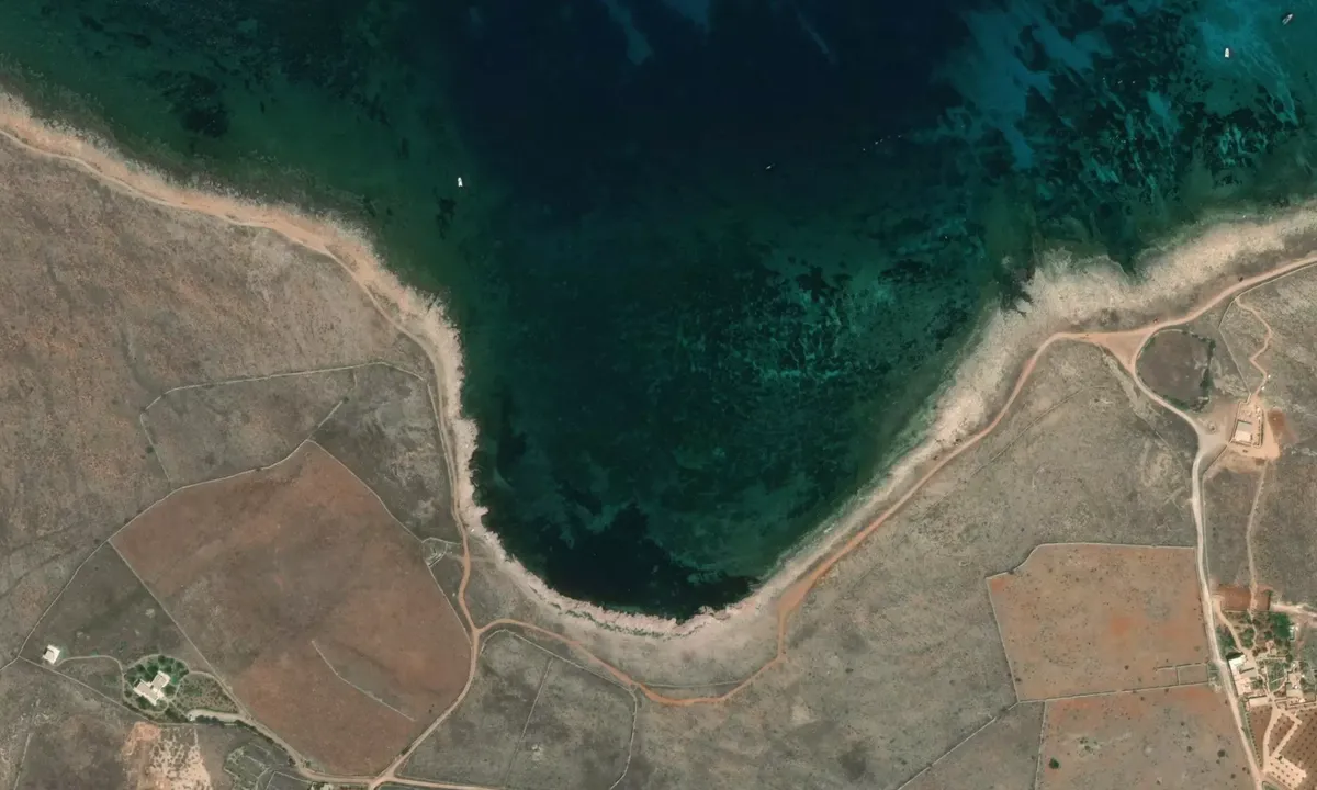 Flyfoto av Cala Pozzo