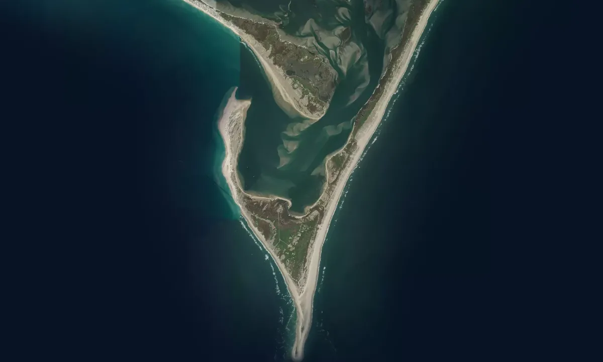 Flyfoto av Cape Lookout Inner Bight
