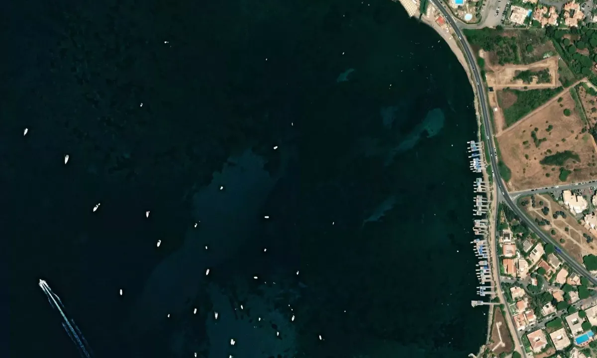 Flyfoto av Capo Linaro