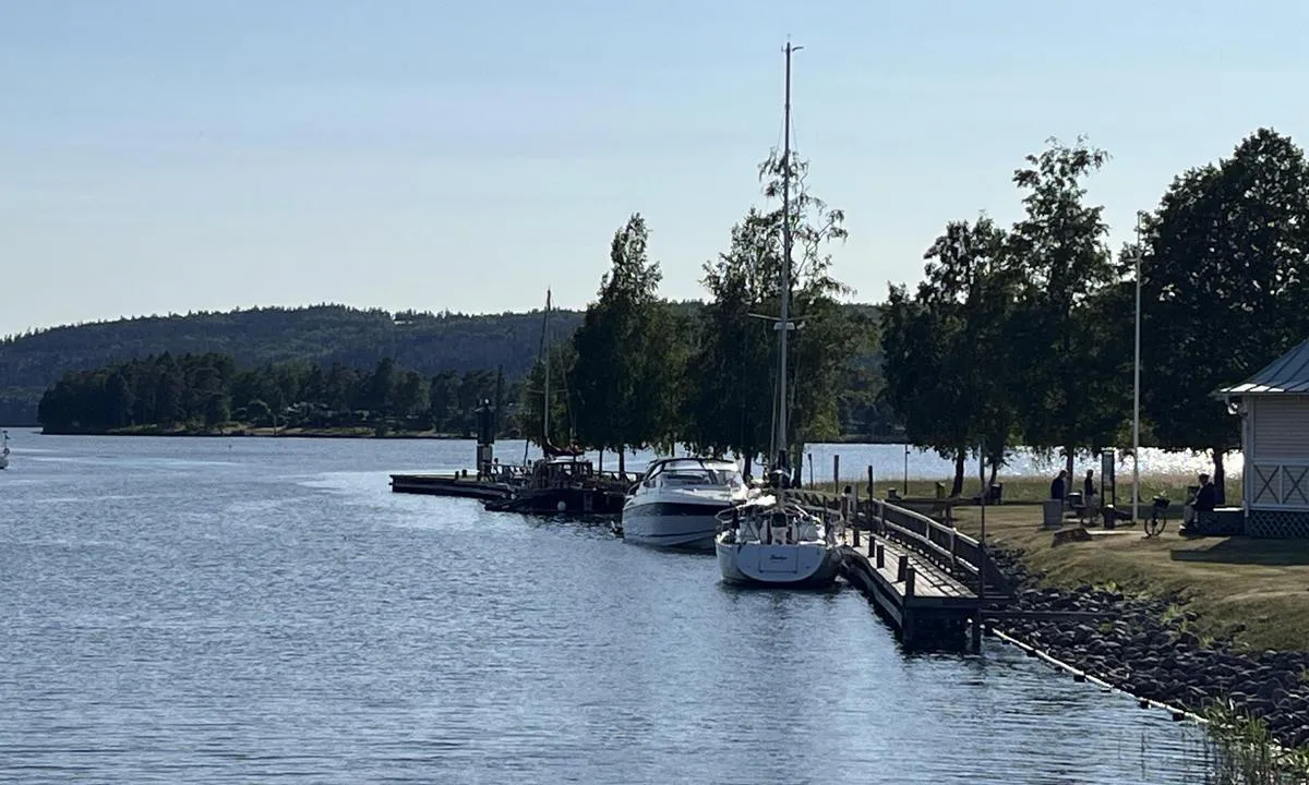 Carlsborgs Segelsällskap: Kai på vestsiden.