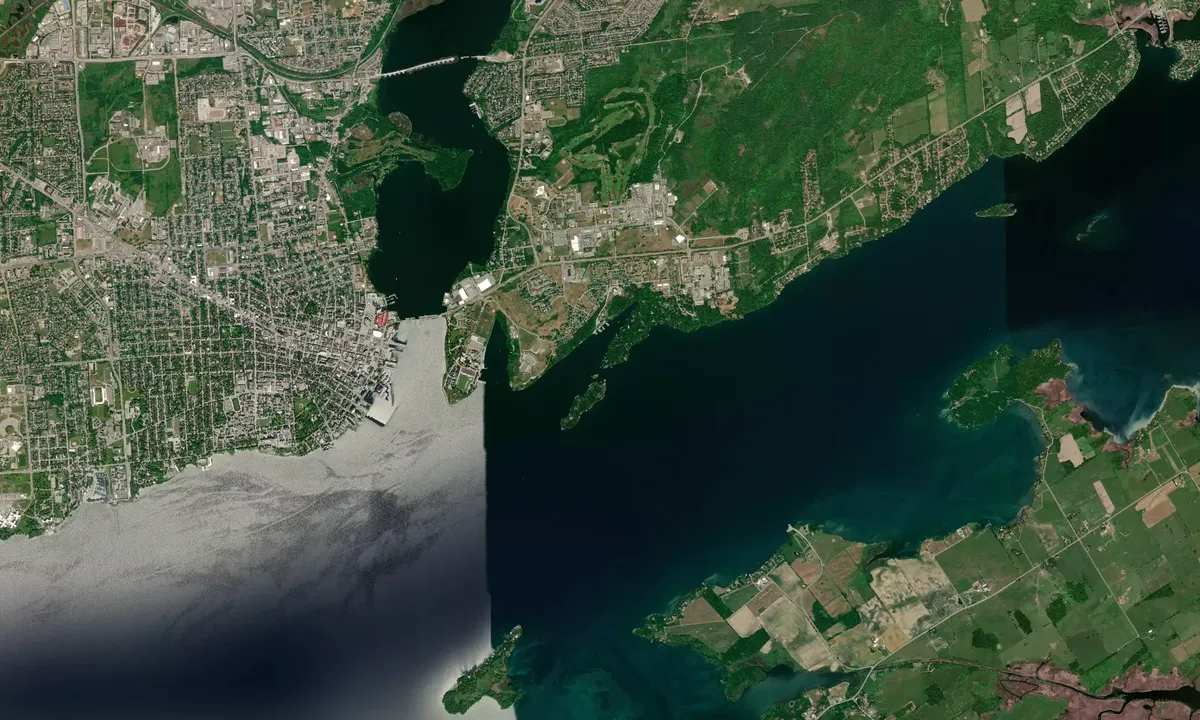 Flyfoto av Cedar Island North Dock (Parks Canada)