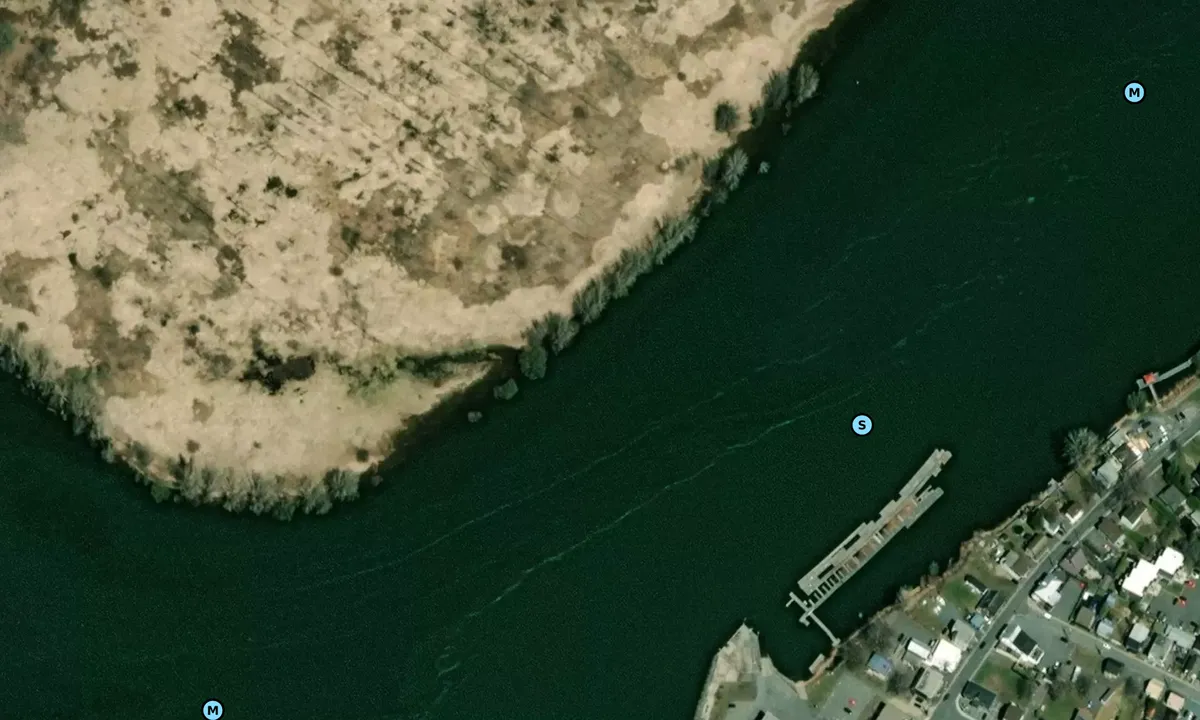 Satelite image of Contrecoeur Channel