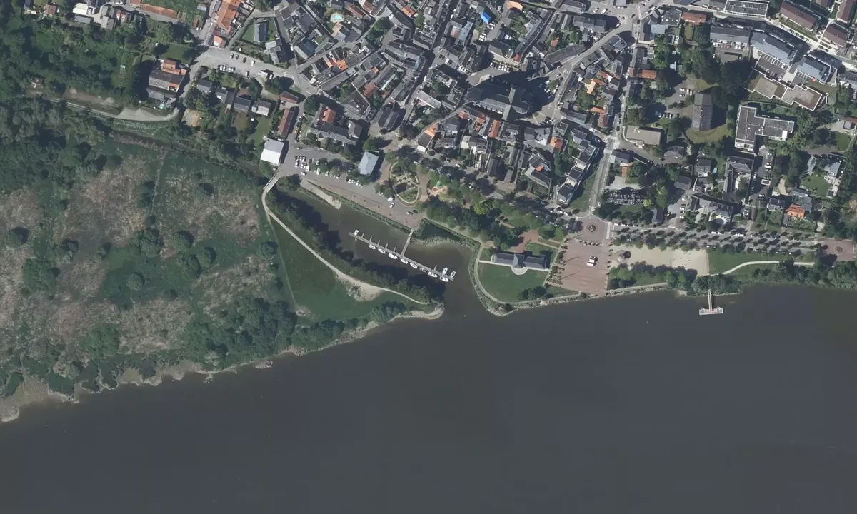 Satelite image of Couëron