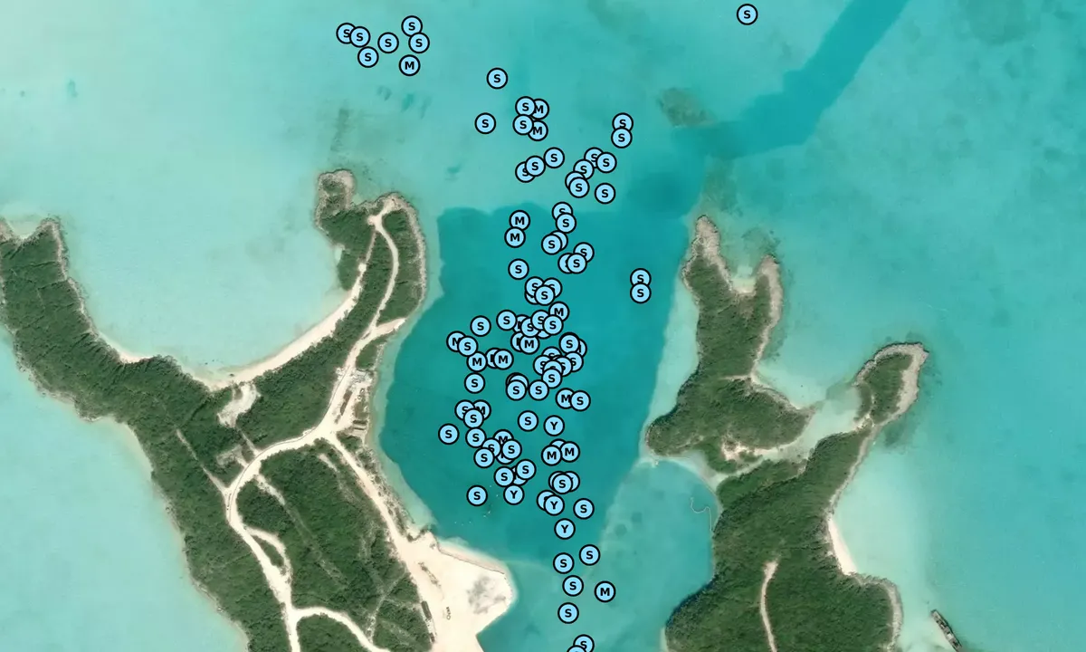 Satelite image of Crab Cay (N)