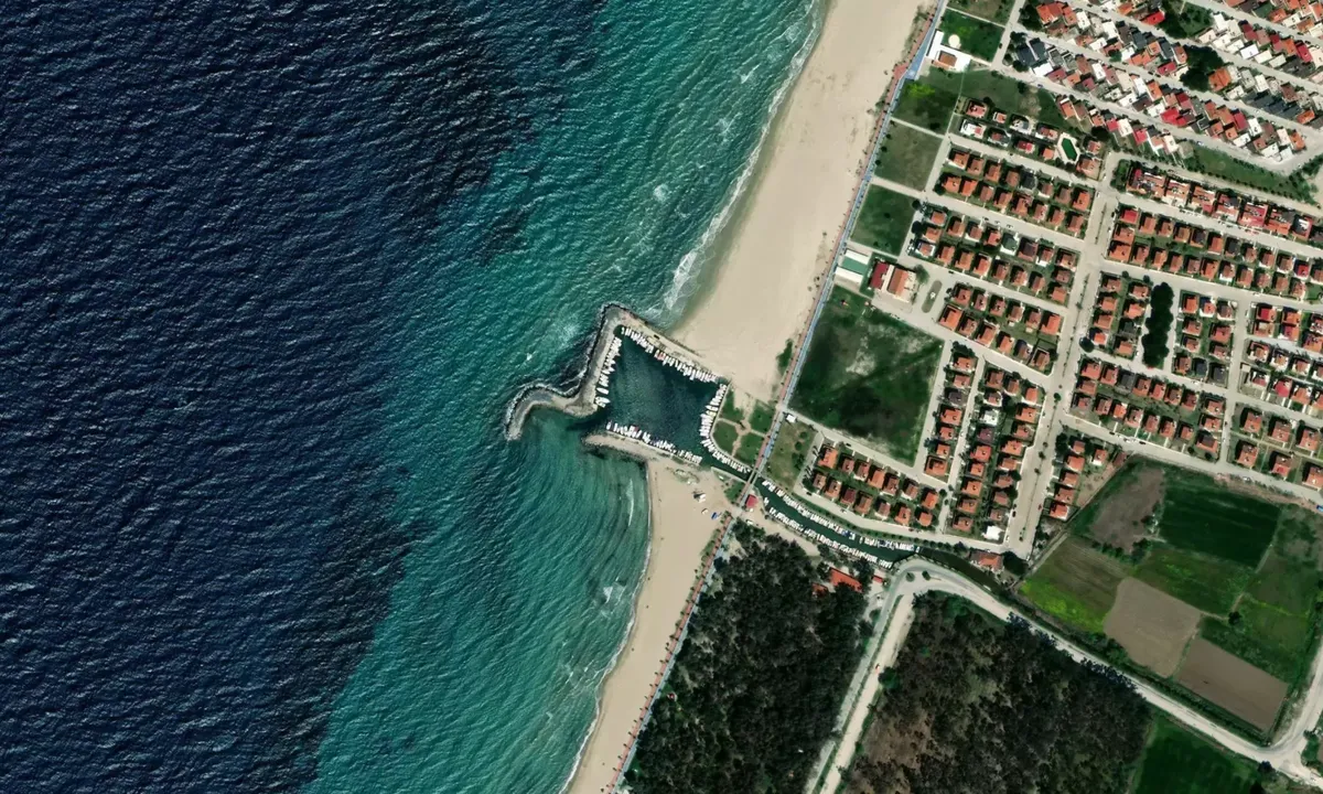 Flyfoto av Davutlar