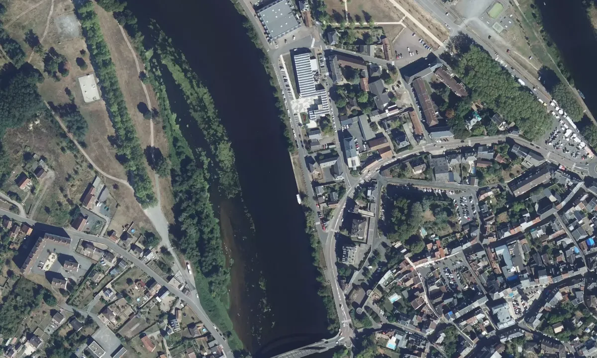 Satelite image of Decize