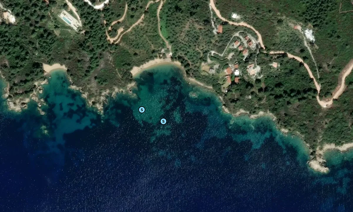 Satelite image of Diamandis beach