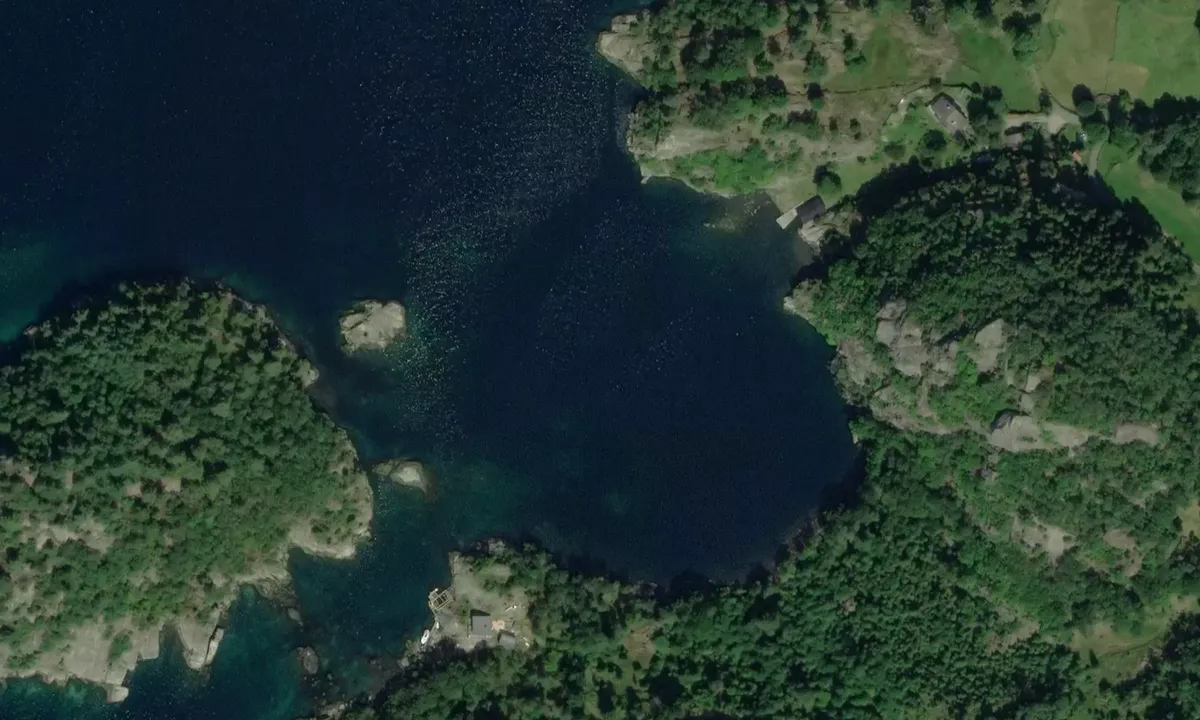 Satelite image of Dottholmen