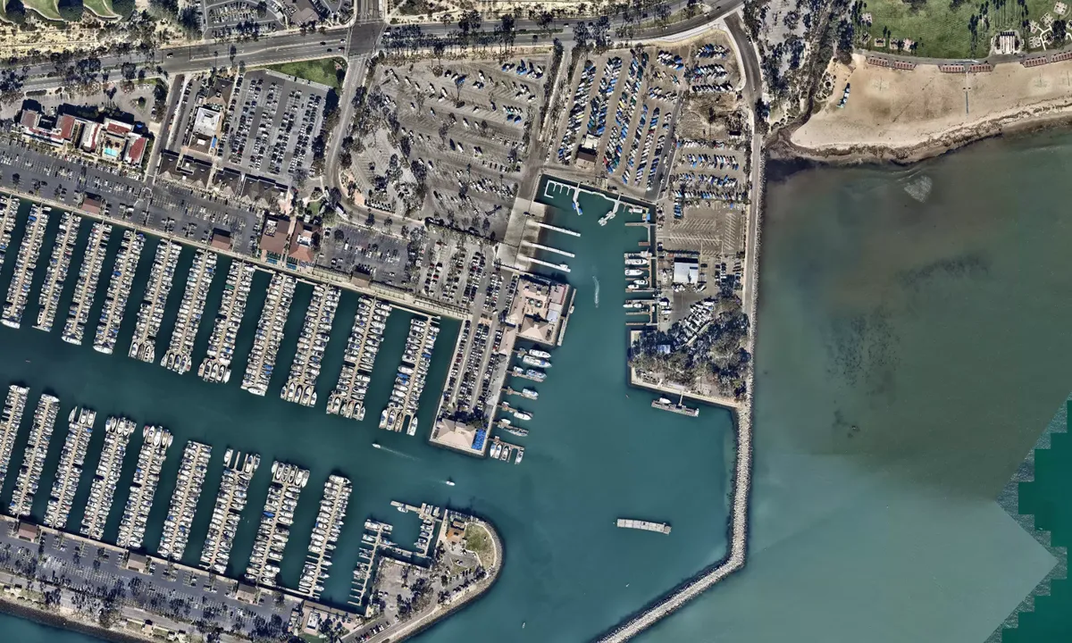 Flyfoto av Embarcadero Marina