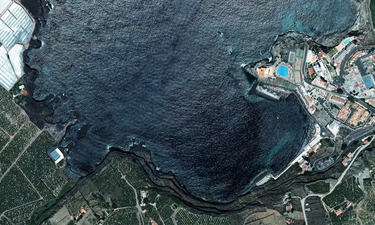 Flyfoto av Ensenada de Moni