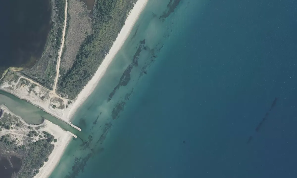 Flyfoto av Étang d'urbin