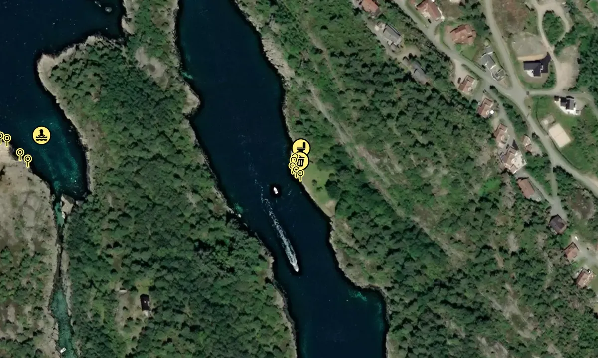 Satelite image of Finnøysund