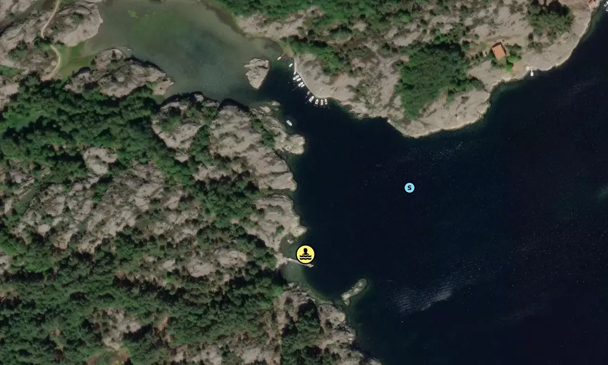 Satelite image of Flatø